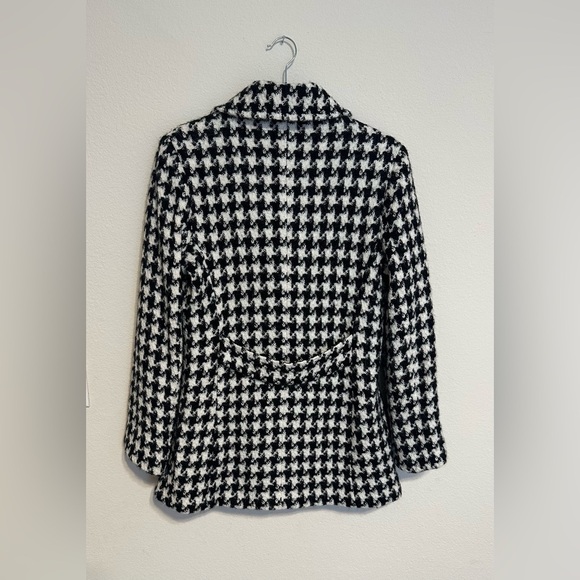 Sofia Cashmere Black and White Houndstooth Trench Coat - Picture 7 of 16